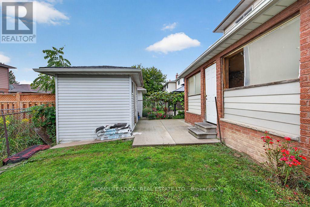 4 MARTINDALE CRESCENT - 46