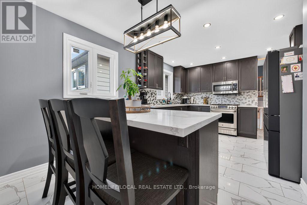 4 MARTINDALE CRESCENT - 9