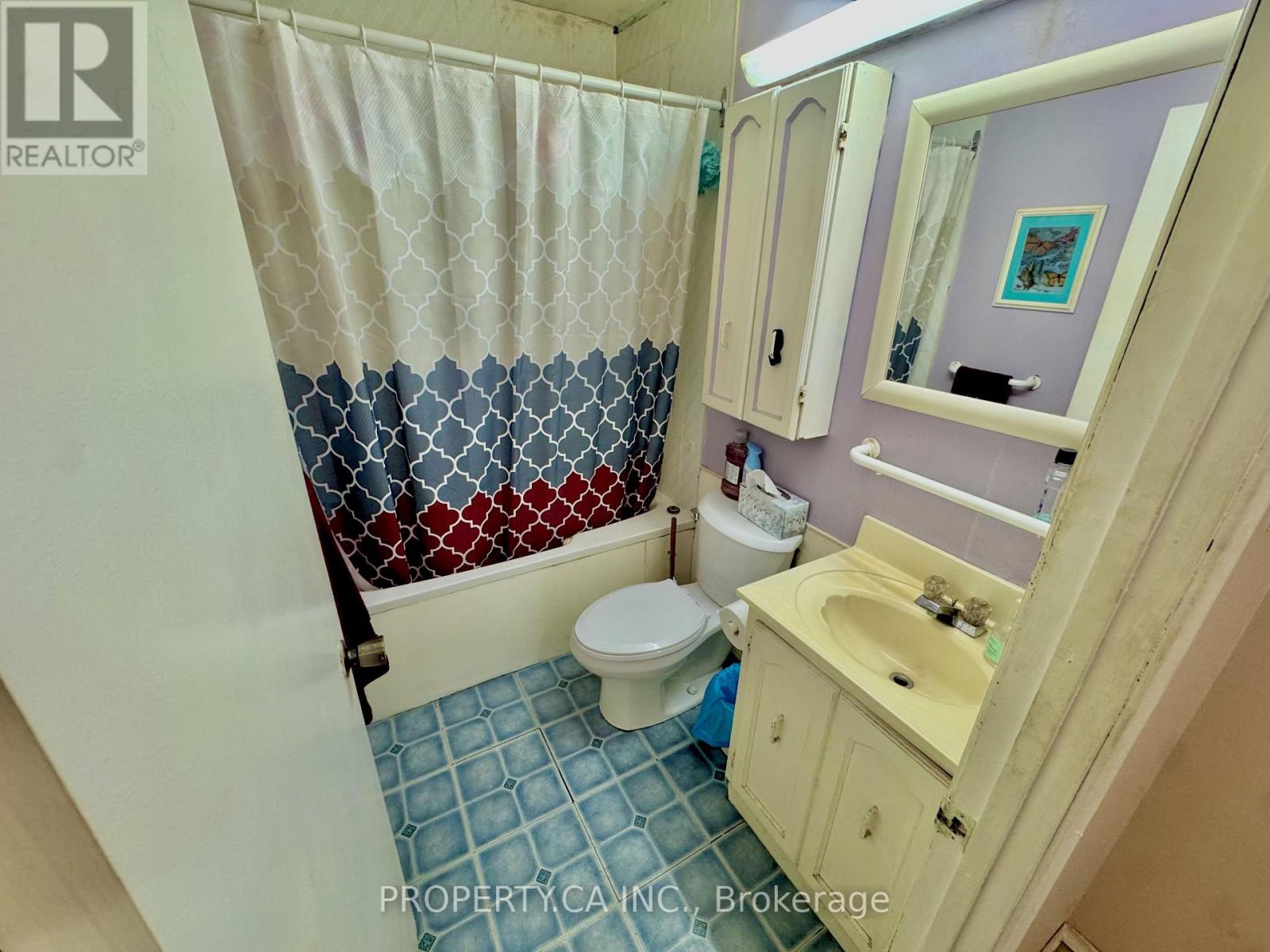296 WILSON DRIVE - 10