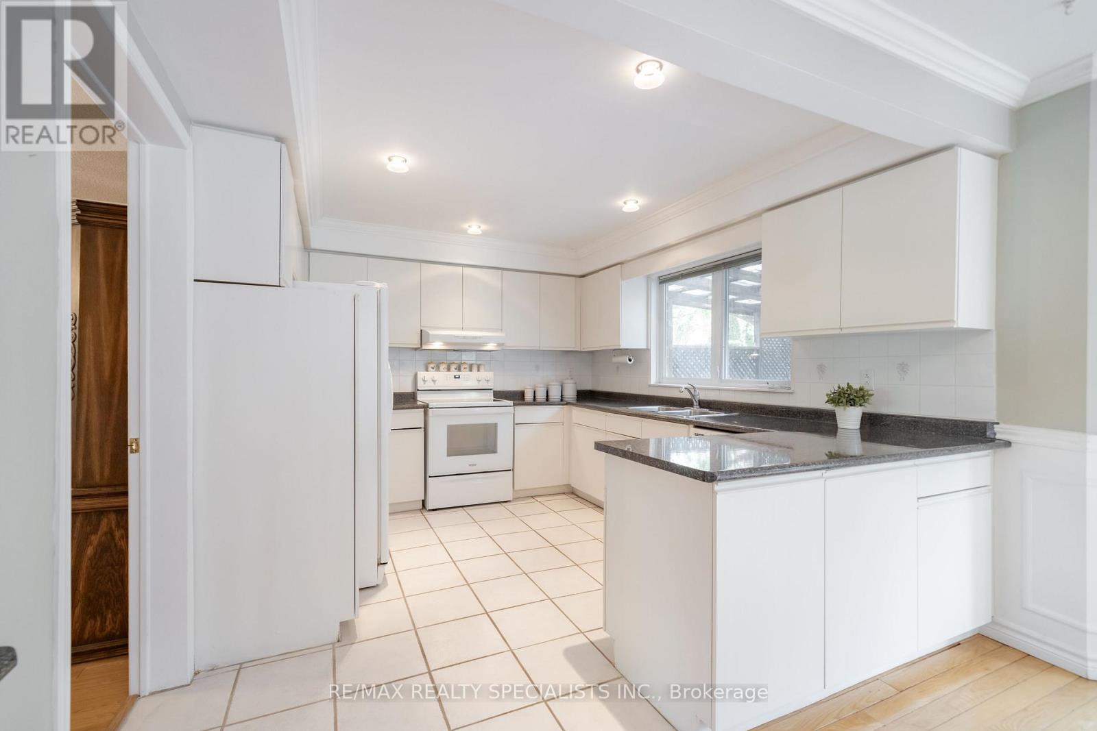 1311 GREENRIDGE CIRCLE, Oakville (GA Glen Abbey) — photo 6