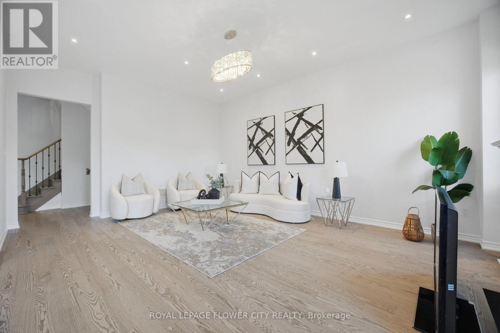 18 MALPASS STREET - 21