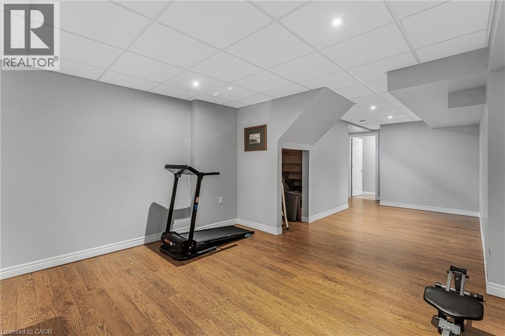 80 LORETTA Drive - Image 44