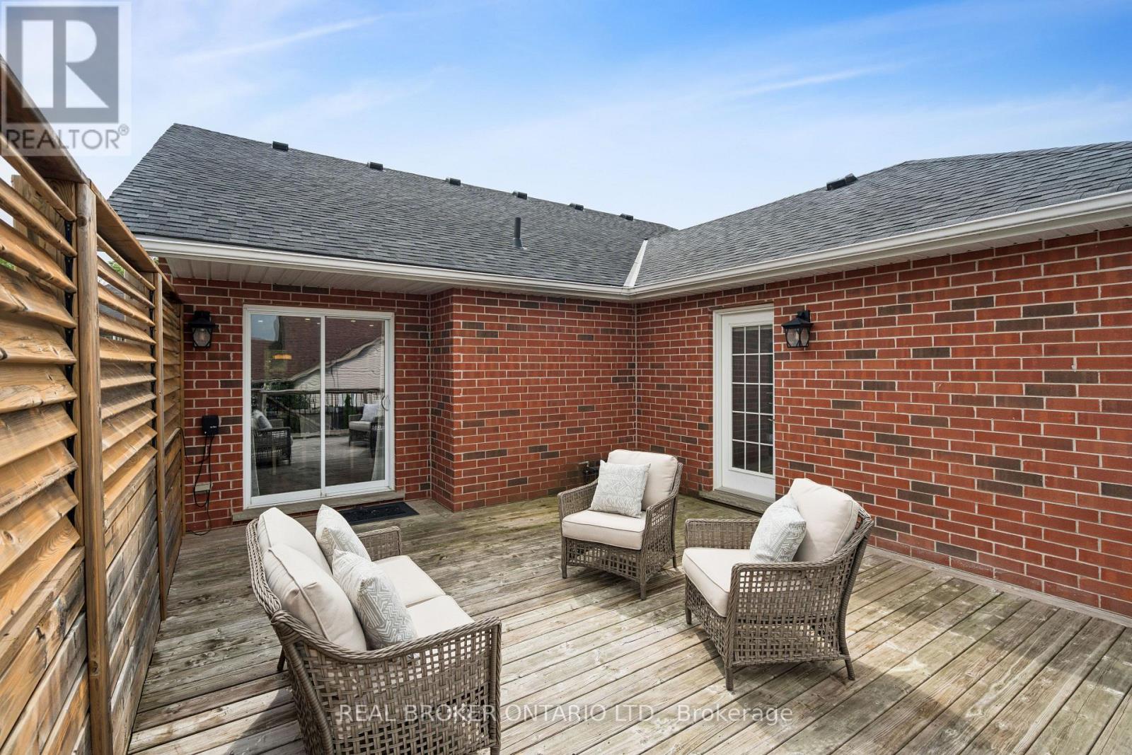 236 RIDGE TOP CRESCENT - Image 36