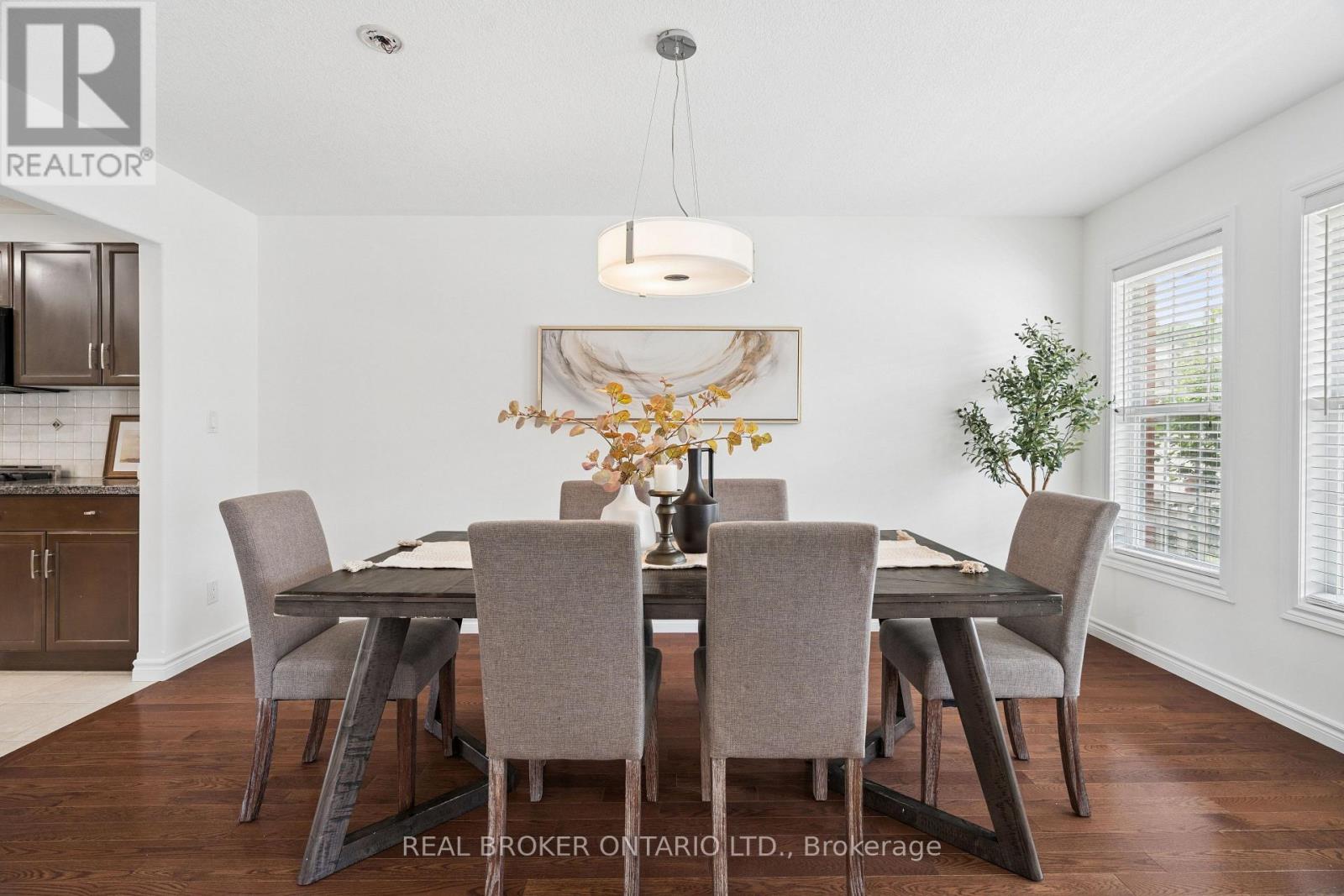236 RIDGE TOP CRESCENT - 8