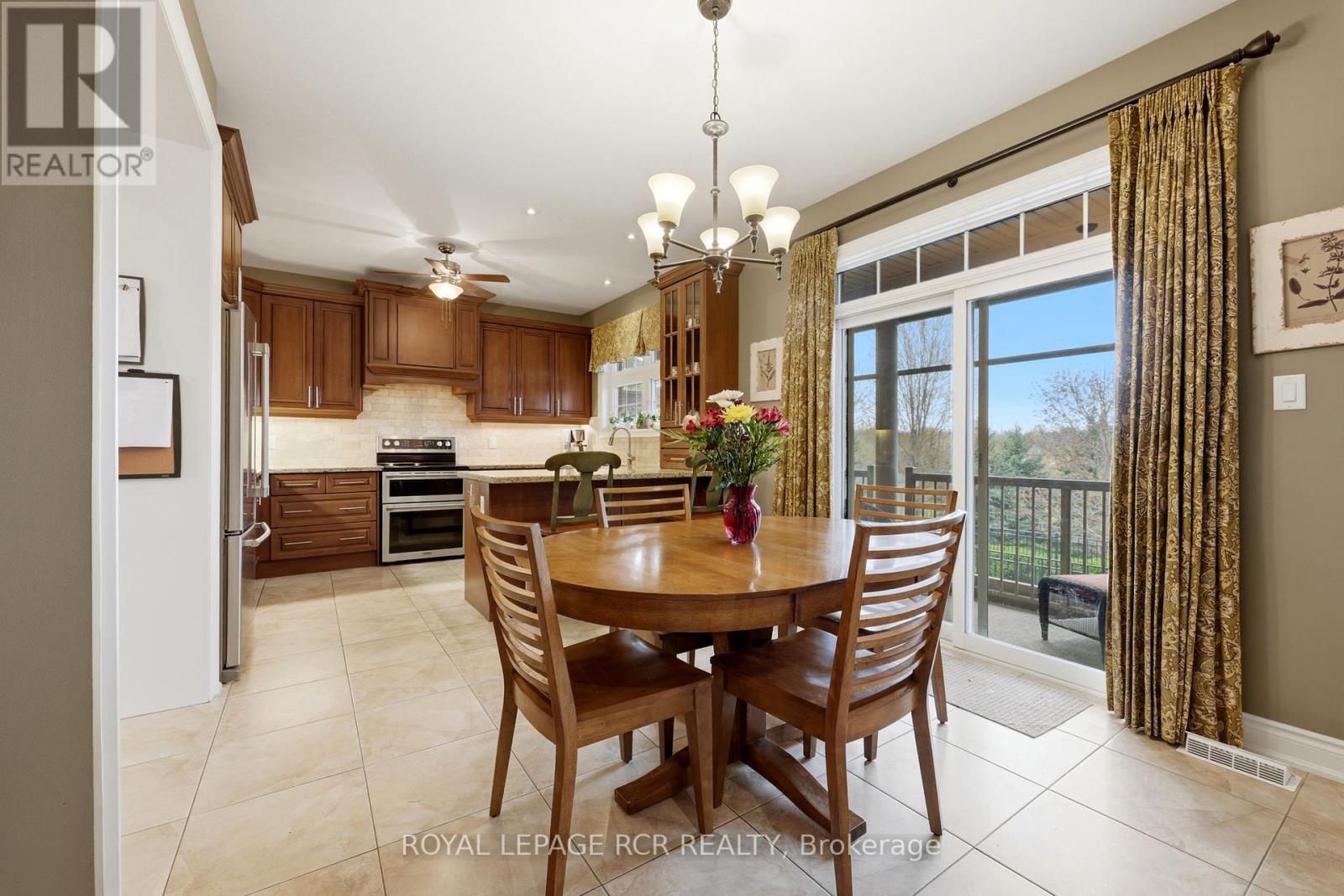 8 MASTERS CREEK BOULEVARD - 18