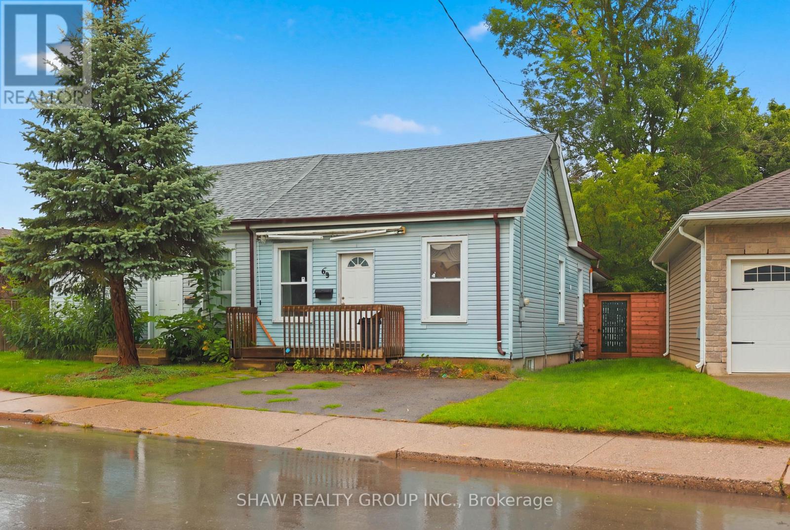 69 STANLEY STREET, Brantford — photo 1