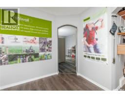 877 9th Avenue Nw, Moose Jaw, SK S6H4J3 Photo 14