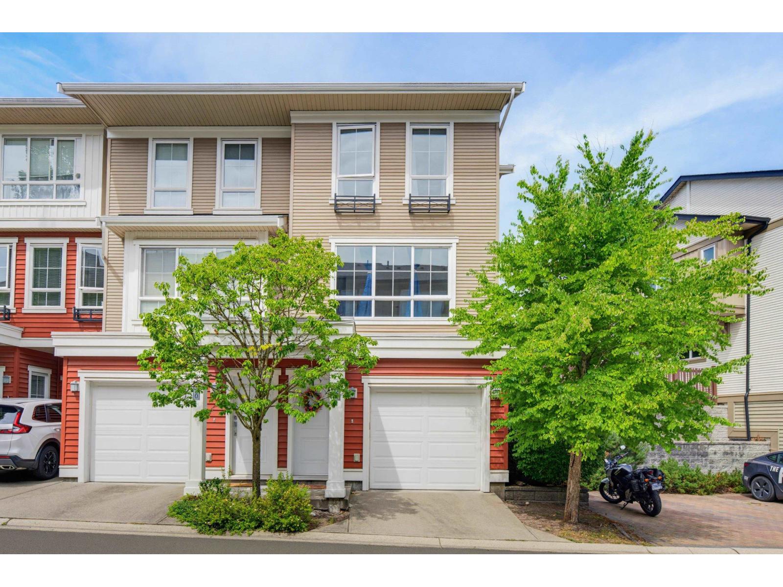 #121, 19505 68A Avenue, Surrey