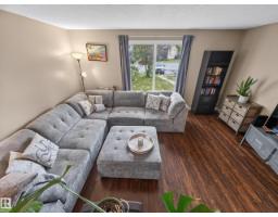 Primary Bedroom - 3503 42a Av Nw, Edmonton, AB T6L4C6 Photo 6