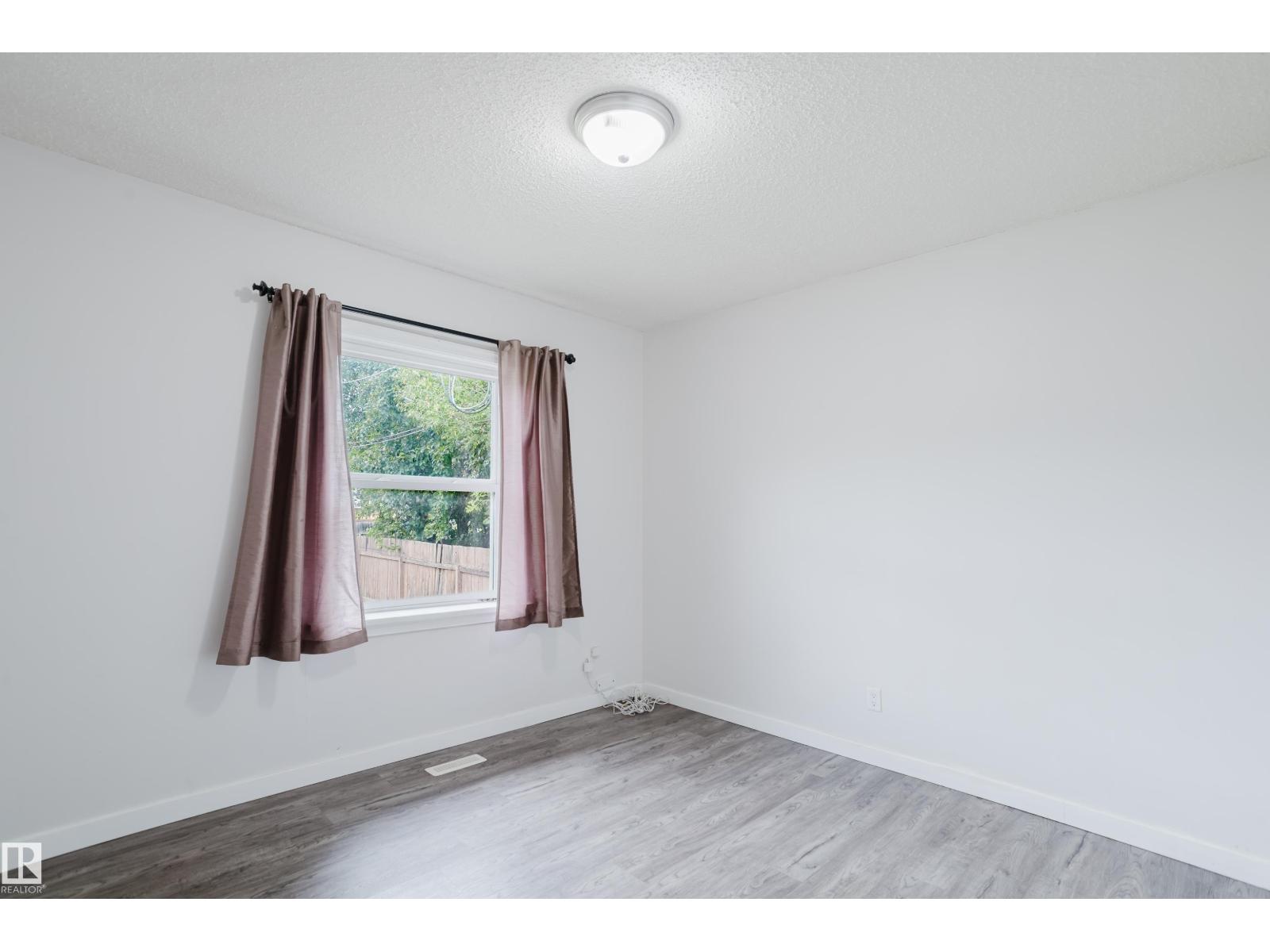 11934 87 ST NW - 21
