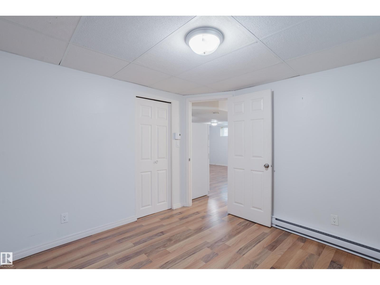 11934 87 ST NW - 42