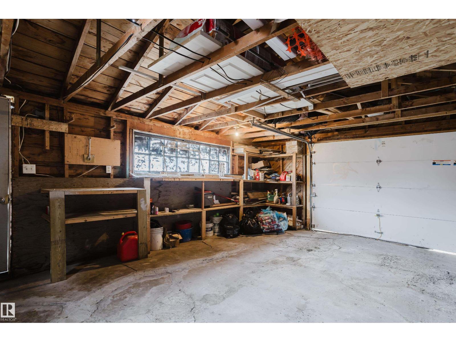 11934 87 ST NW - 55