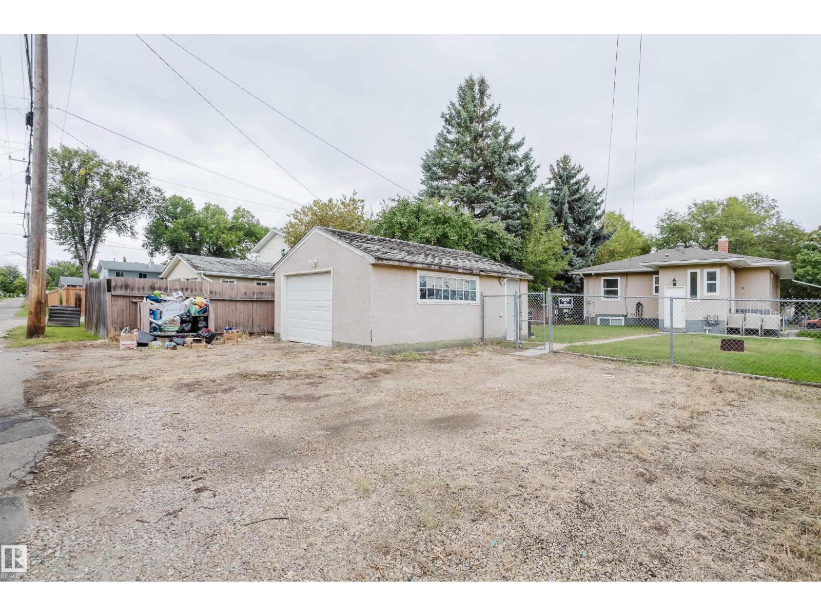 11934 87 ST NW - 56