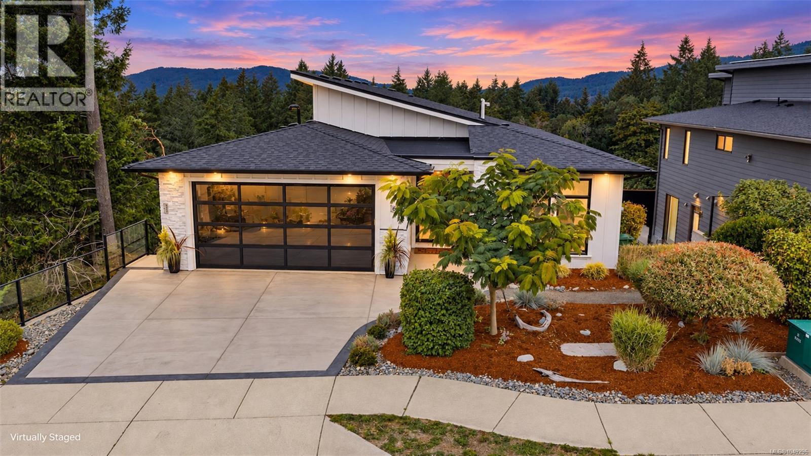 6261 Highwood Drive, Duncan