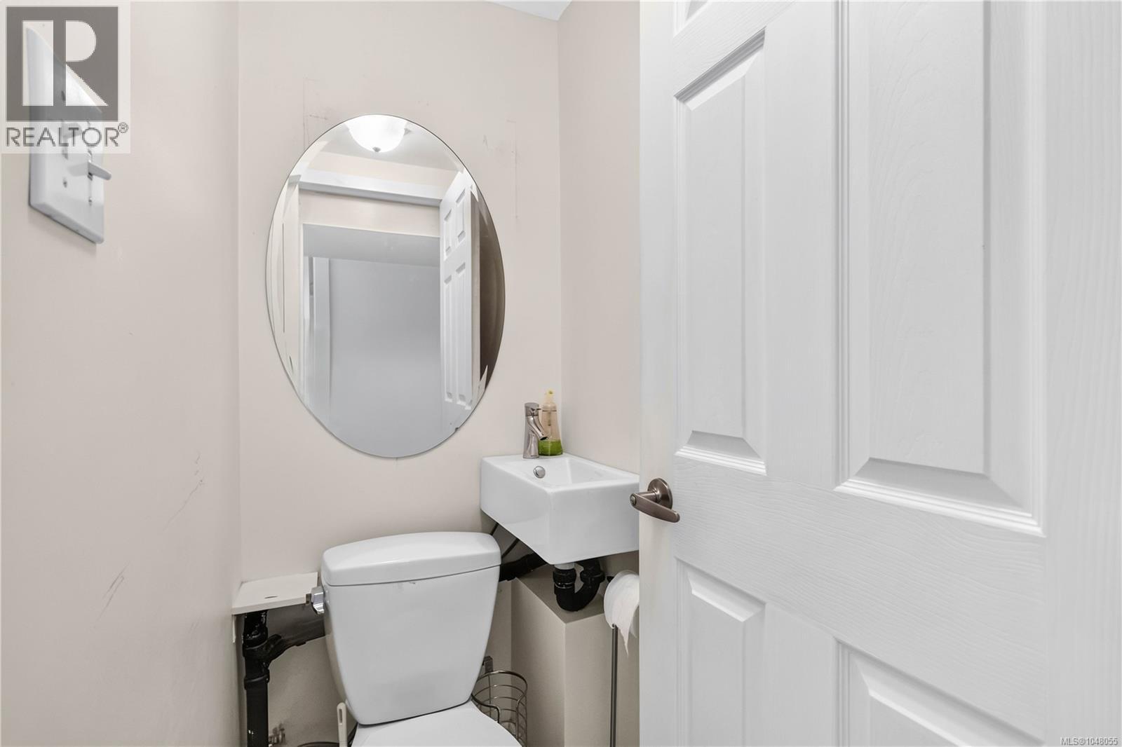 362 Ker Ave - Image 33