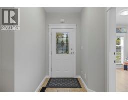 42 2001 Blue Jay Pl, Courtenay, BC V9N3Z6 Photo 11