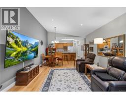 42 2001 Blue Jay Pl, Courtenay, BC V9N3Z6 Photo 18