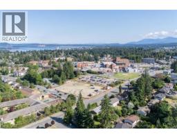Living room - 1746 & 1756 Meredith Rd, Nanaimo, BC V9S2M4 Photo 12