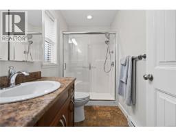 2567 Kendal Ave, Cumberland, BC V0R1S0 Photo 34