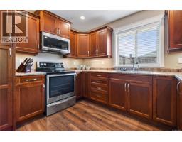 2567 Kendal Ave, Cumberland, BC V0R1S0 Photo 20