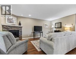 2567 Kendal Ave, Cumberland, BC V0R1S0 Photo 26