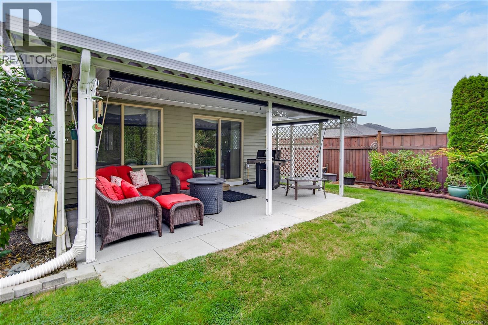 2567 Kendal Ave - 44