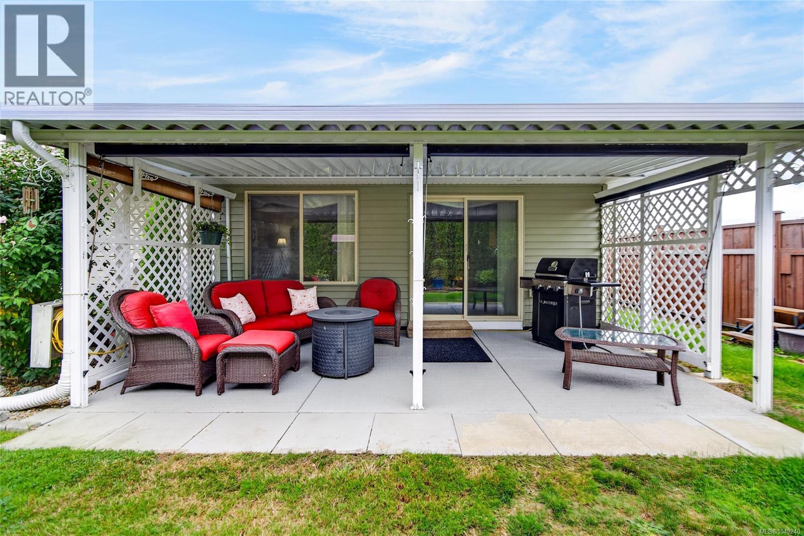 2567 Kendal Ave, Cumberland