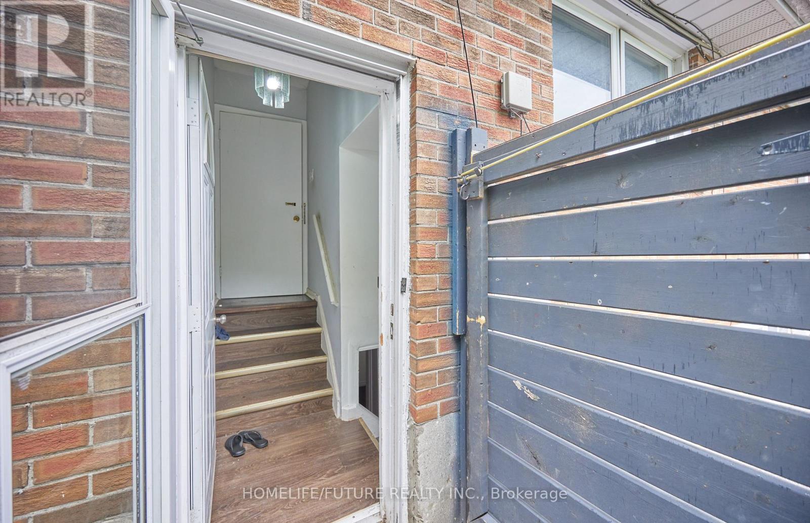 65 BLAKEMANOR BOULEVARD - 3
