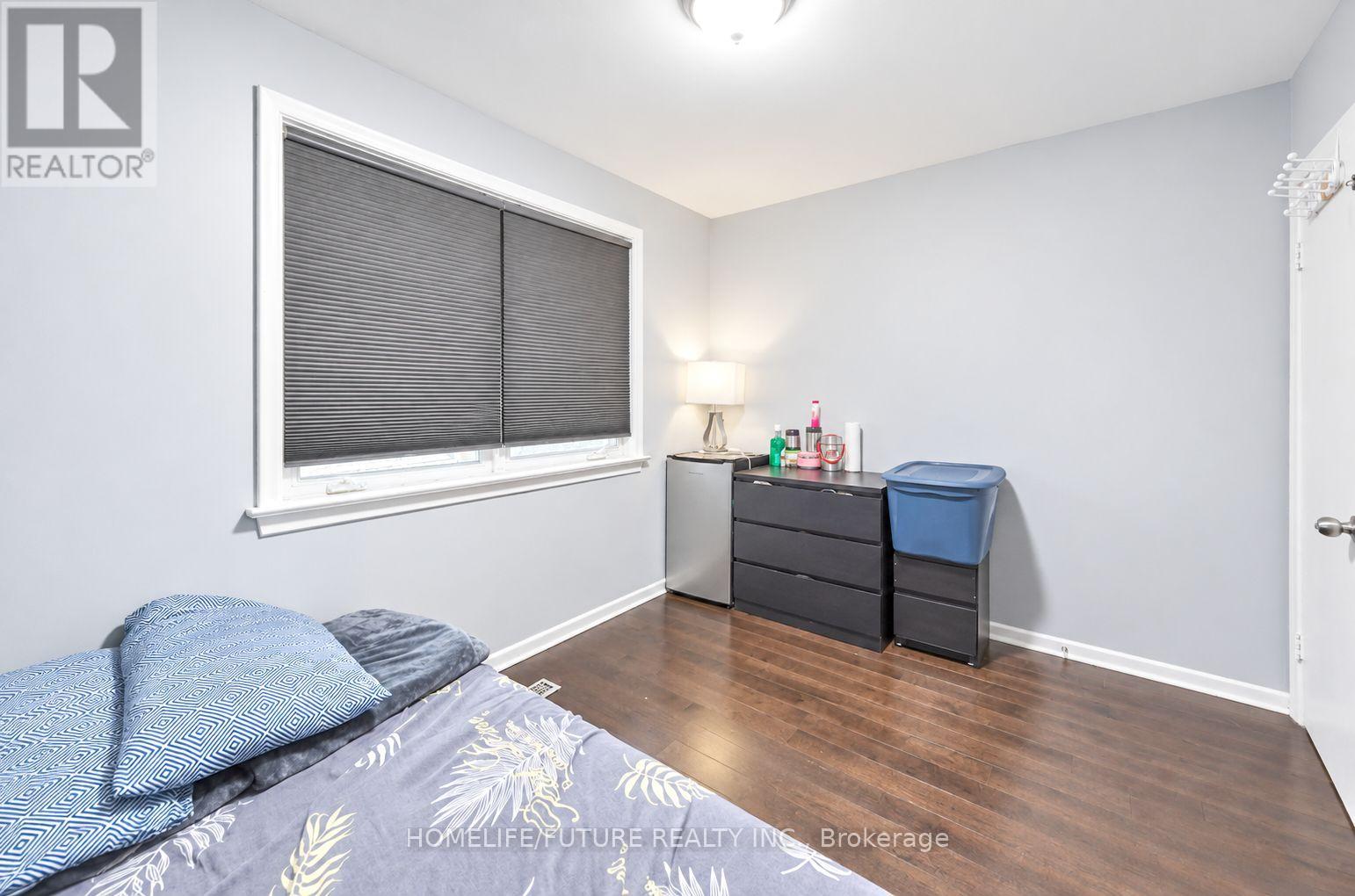 65 BLAKEMANOR BOULEVARD - 8