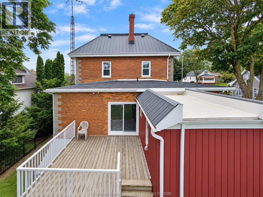86 Chatham STREET North - 10