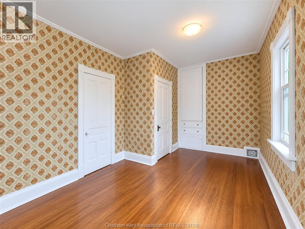 86 Chatham STREET North - 12