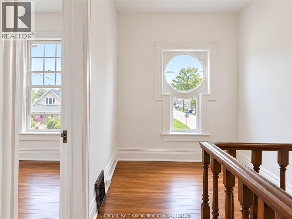 86 Chatham STREET North - Image 32