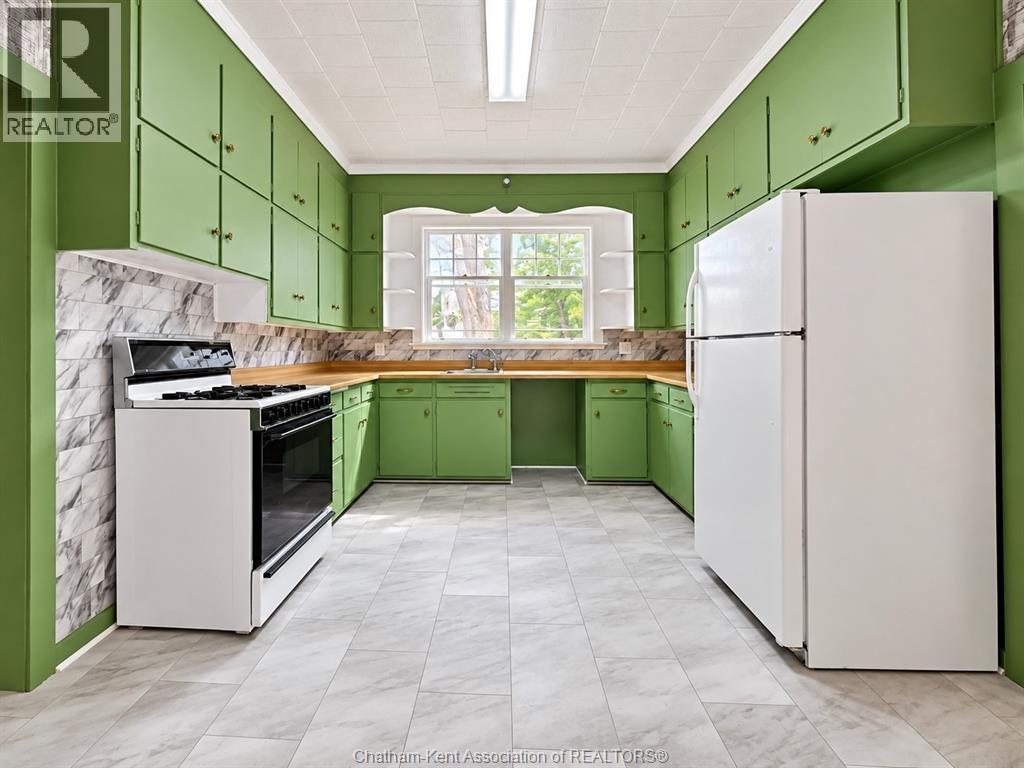 86 Chatham STREET North - 33