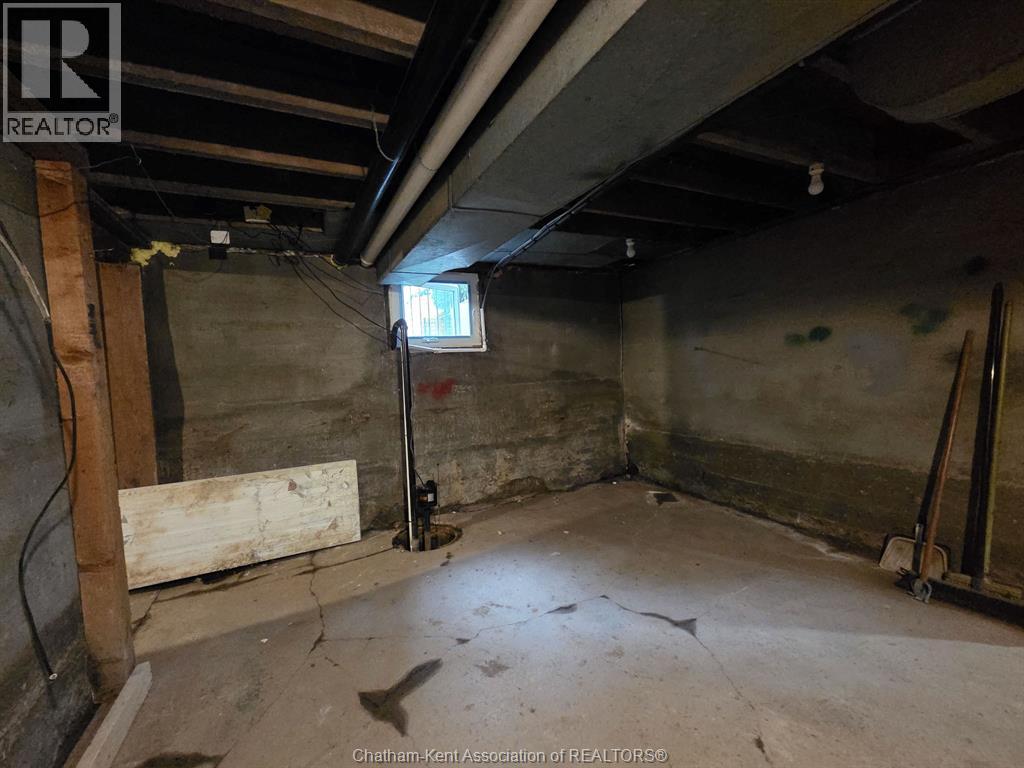 86 Chatham STREET North - 50