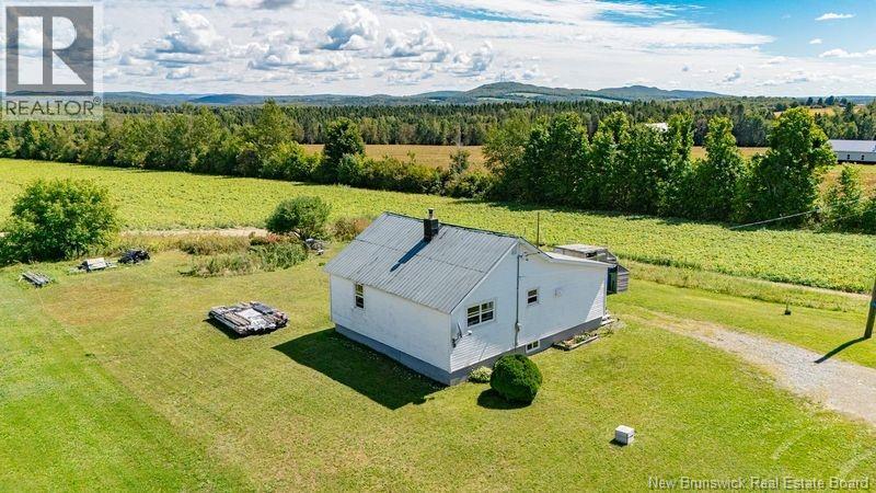 398 Greenfield Road, Greenfield — photo 1