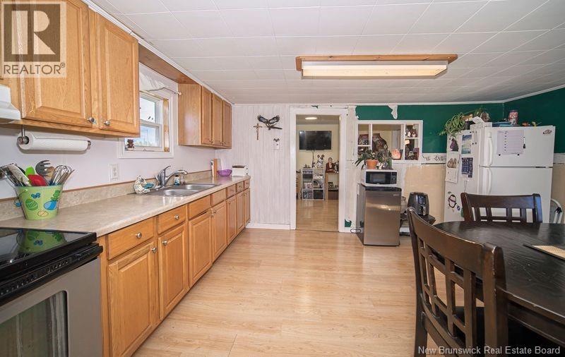 398 Greenfield Road, Greenfield — photo 4