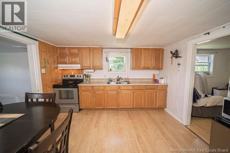 398 Greenfield Road, Greenfield — photo 5