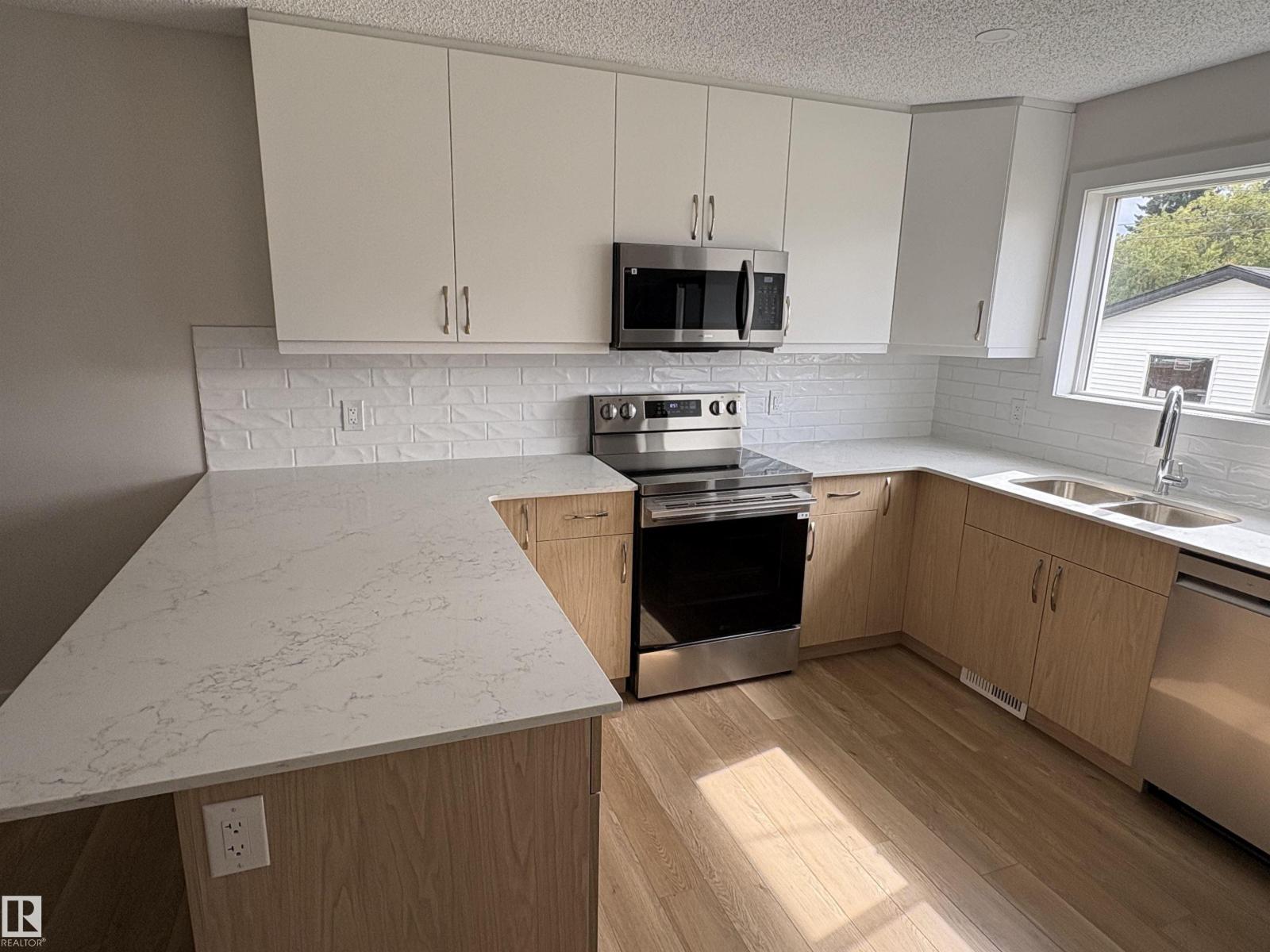 4843 115 AV NW - 3
