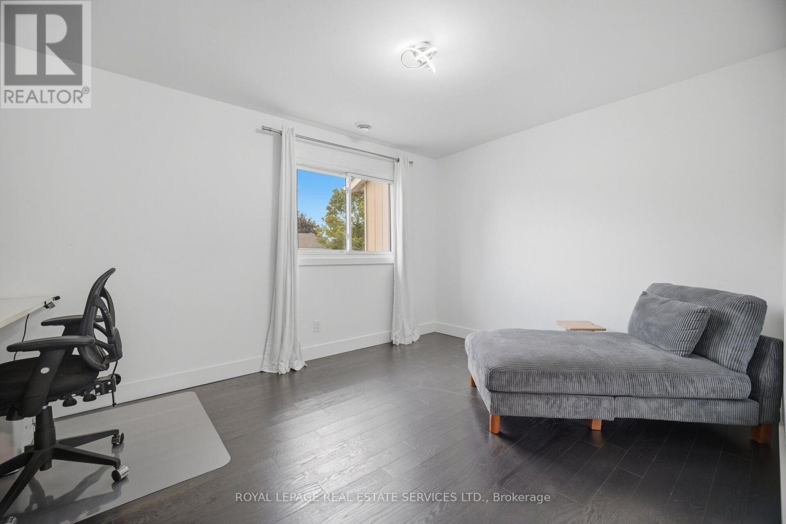 #68 536 SHERATON ROAD - Image 26