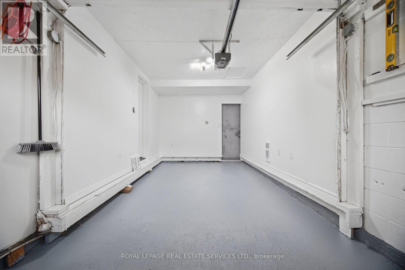 #68 536 SHERATON ROAD - Image 42