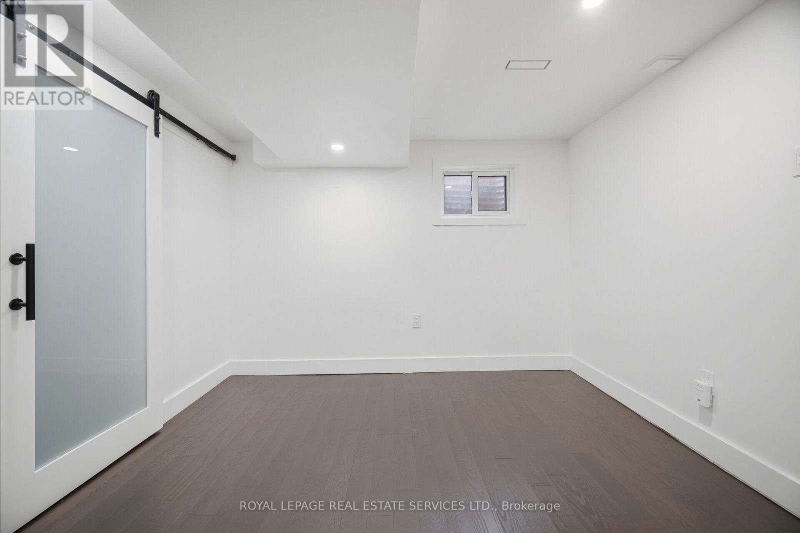 #68 536 SHERATON ROAD - Image 33