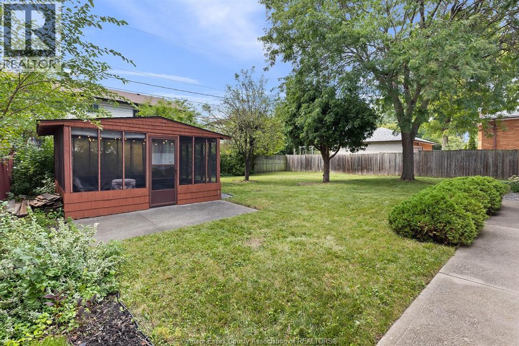 2761 NORMAN - Image 18