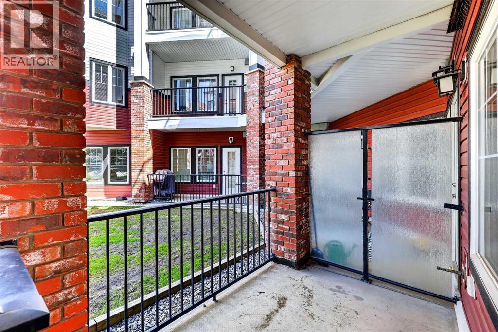 #137 60 Royal Oak Plaza NW - 12