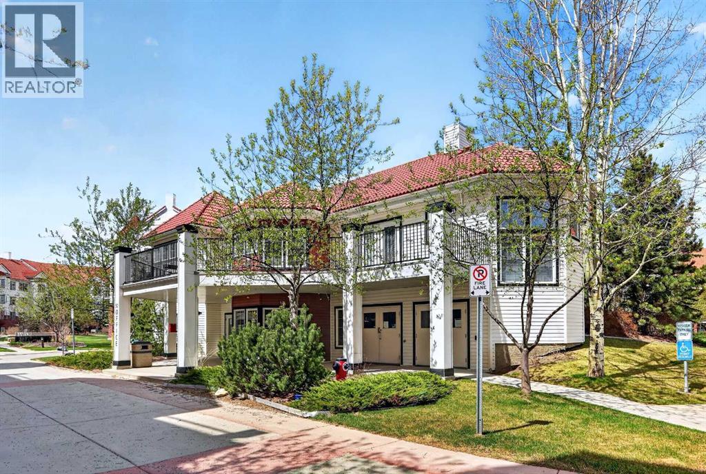 #137 60 Royal Oak Plaza NW - 30