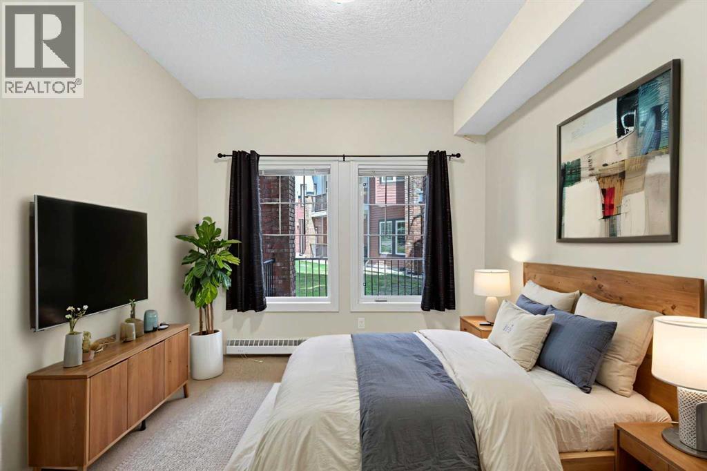 #137 60 Royal Oak Plaza NW - 7
