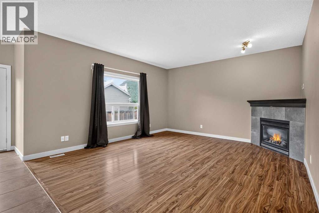 129 Everhollow Rise SW - 12