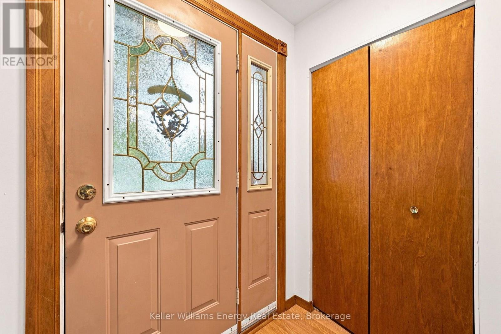 410 GRANDVIEW STREET S - Image 26