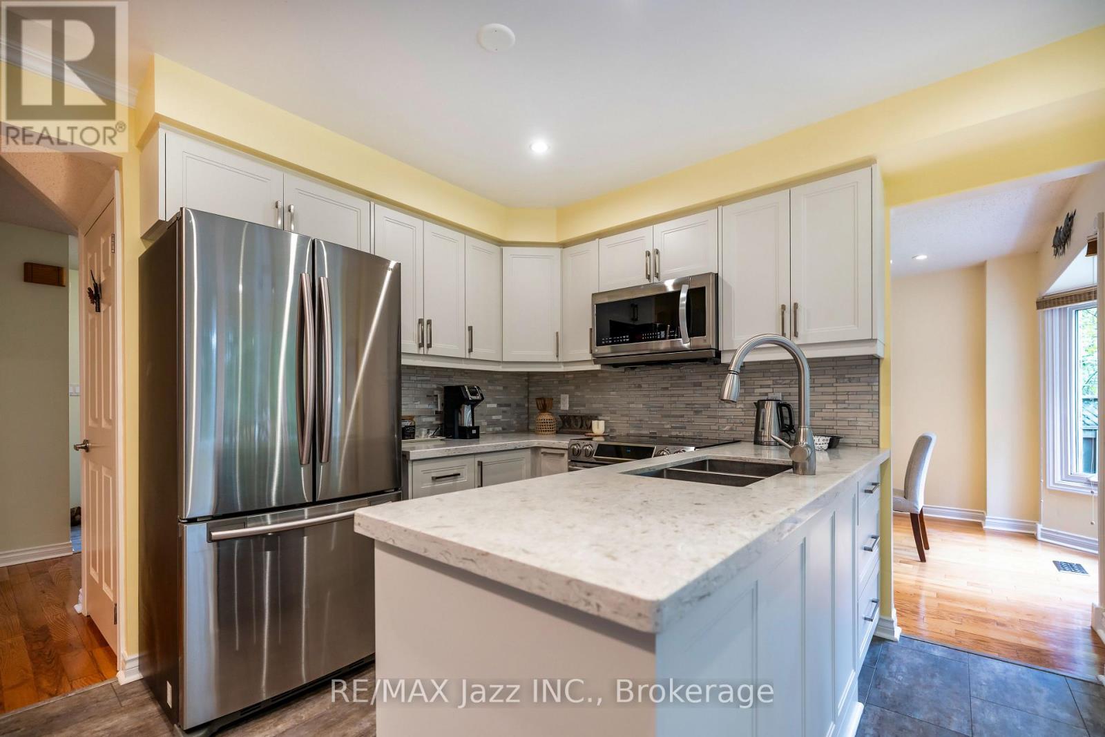 29 VALLEYCREST DRIVE, Clarington (Courtice) — photo 2