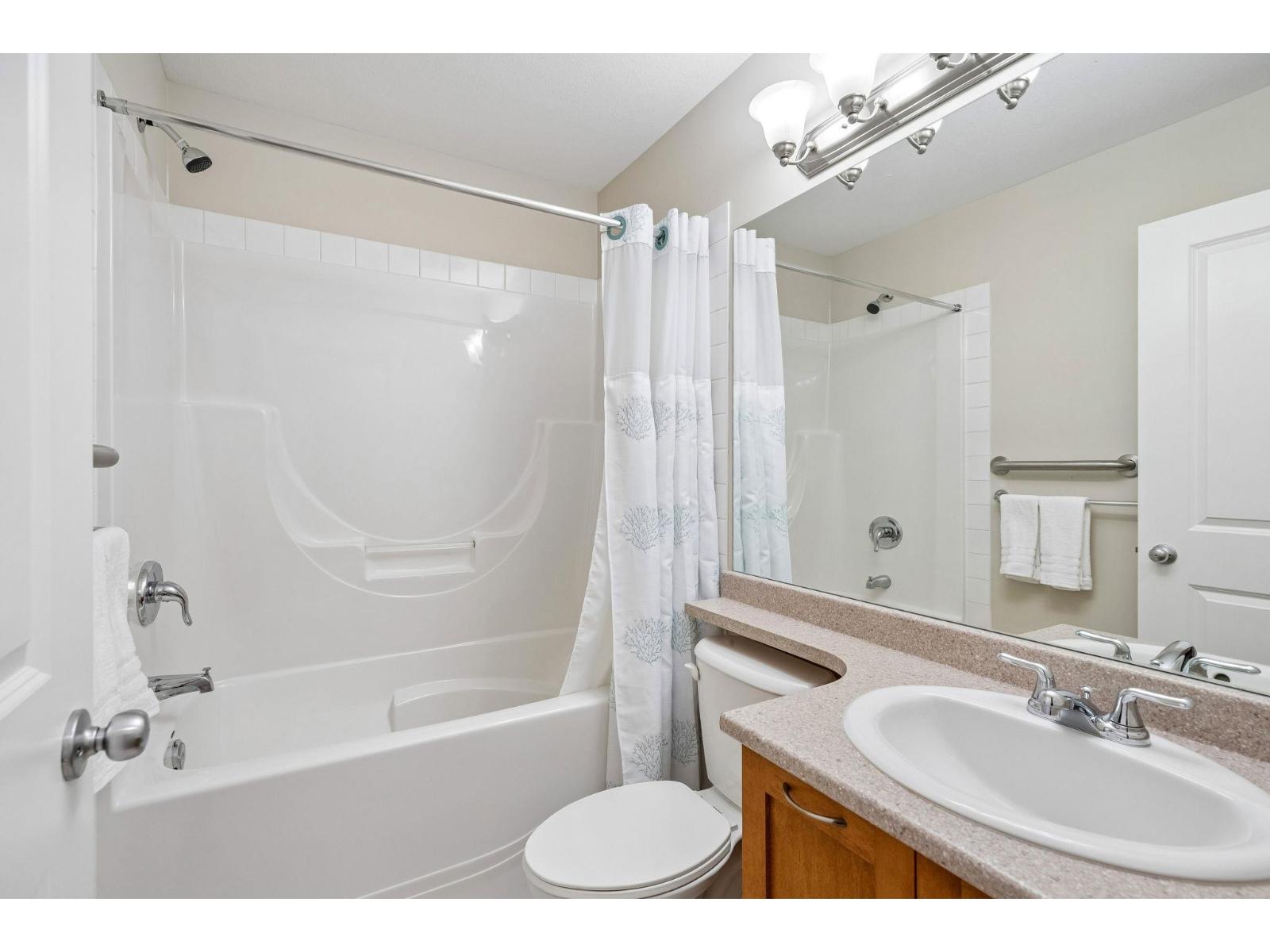1 8277 161 STREET, Surrey