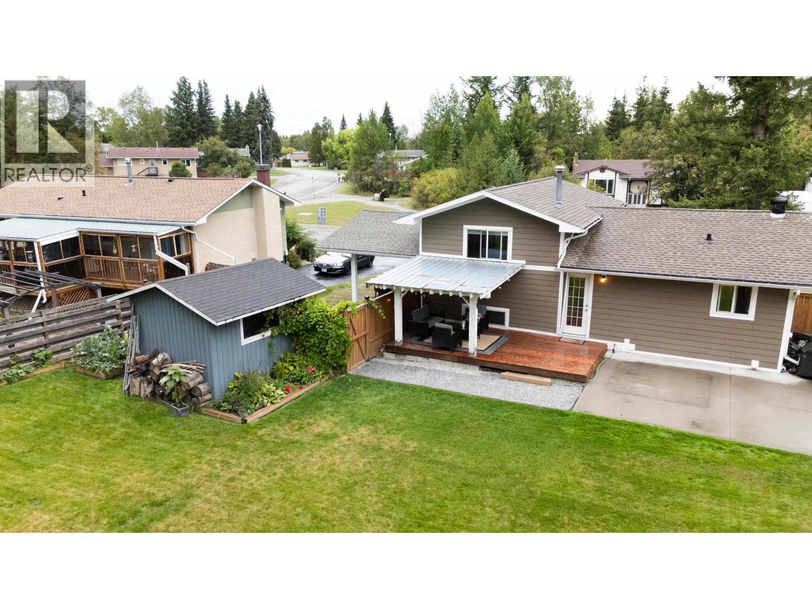 Living room of 7511 JEAN DE BREBEUF CRESCENT · Prince George, BC